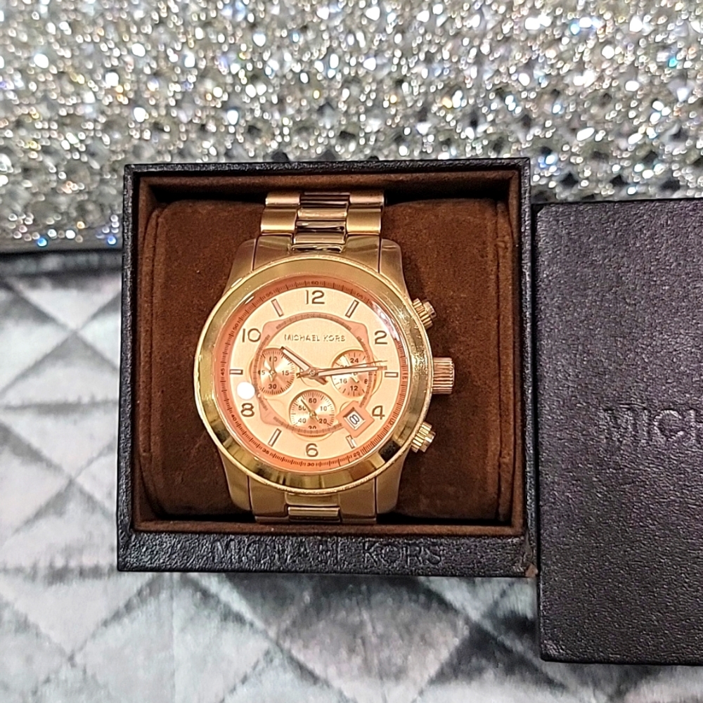 Authentic Michael Kors rosegold unisex watch
